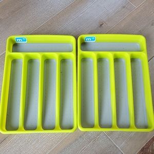 Drawer organizer silverware